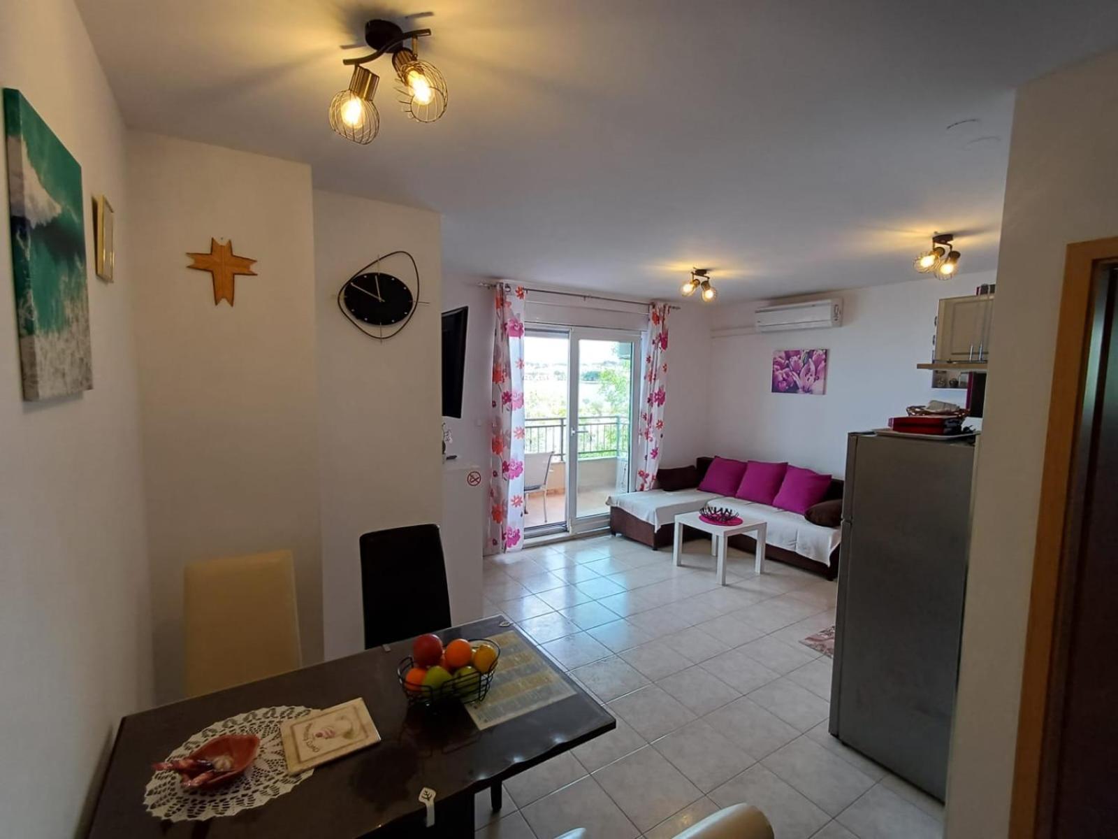 Apartments Cappuccino Подстрана Экстерьер фото