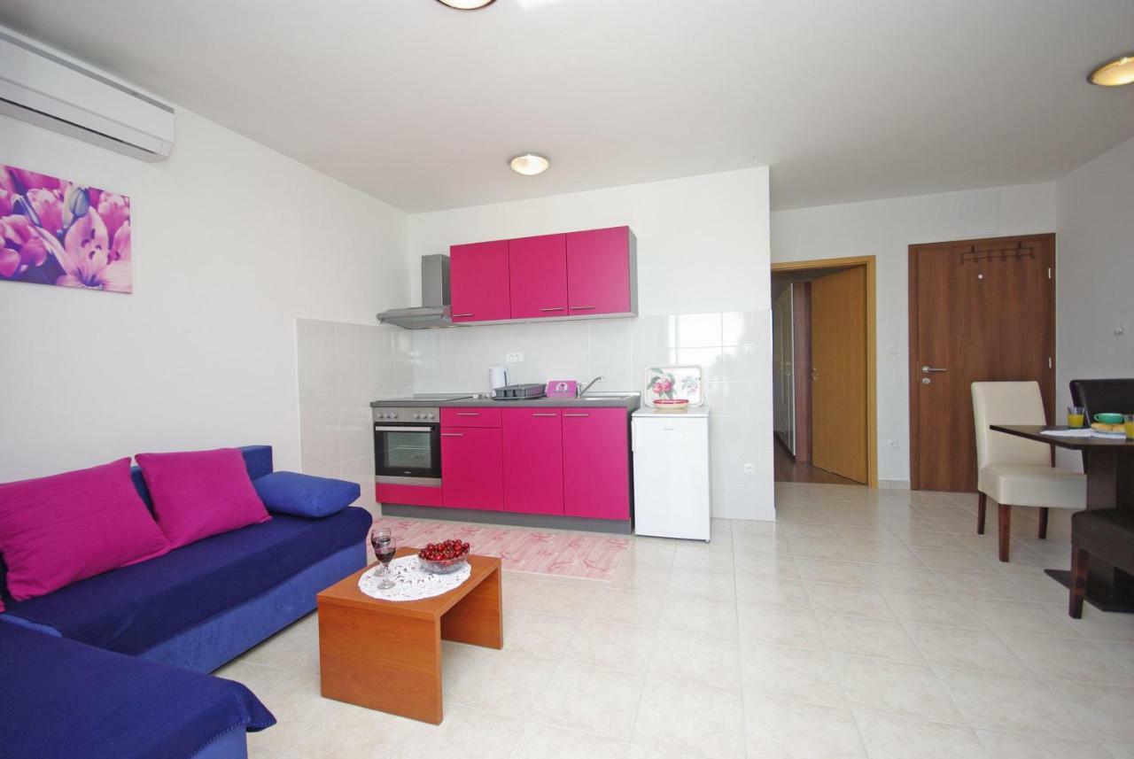 Apartments Cappuccino Подстрана Экстерьер фото