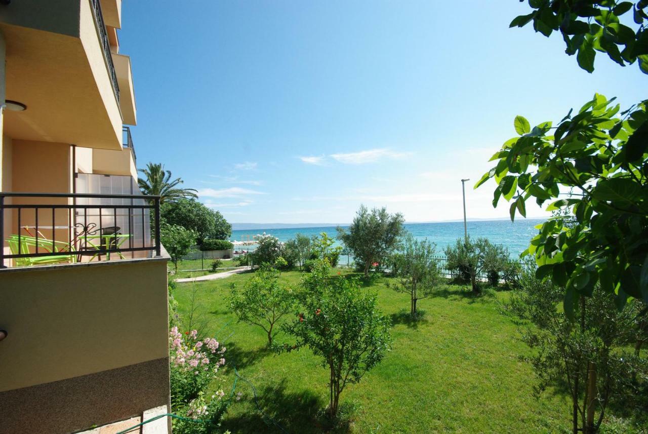 Apartments Cappuccino Подстрана Экстерьер фото