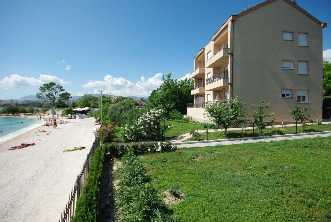 Apartments Cappuccino Подстрана Экстерьер фото