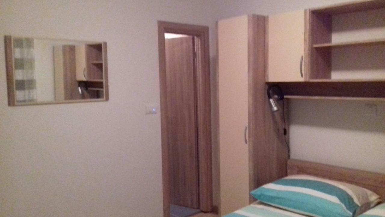 Apartments Cappuccino Подстрана Экстерьер фото